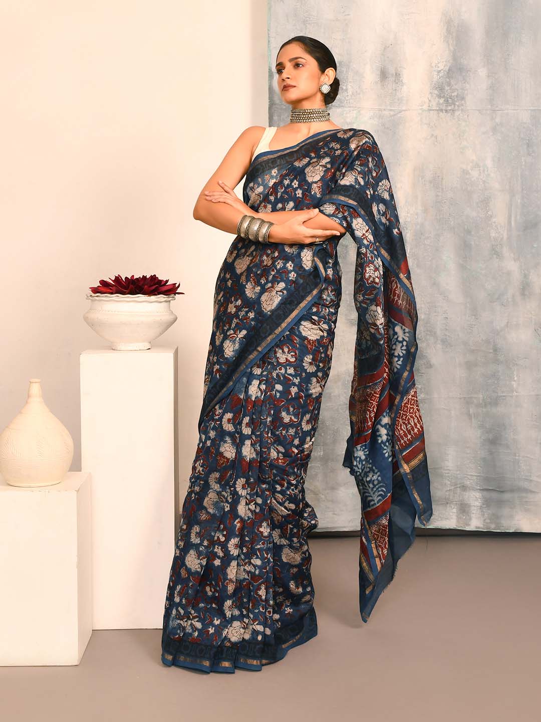 INDIGO ELEGANCE (BAGRU SILK COTTON SAREE)