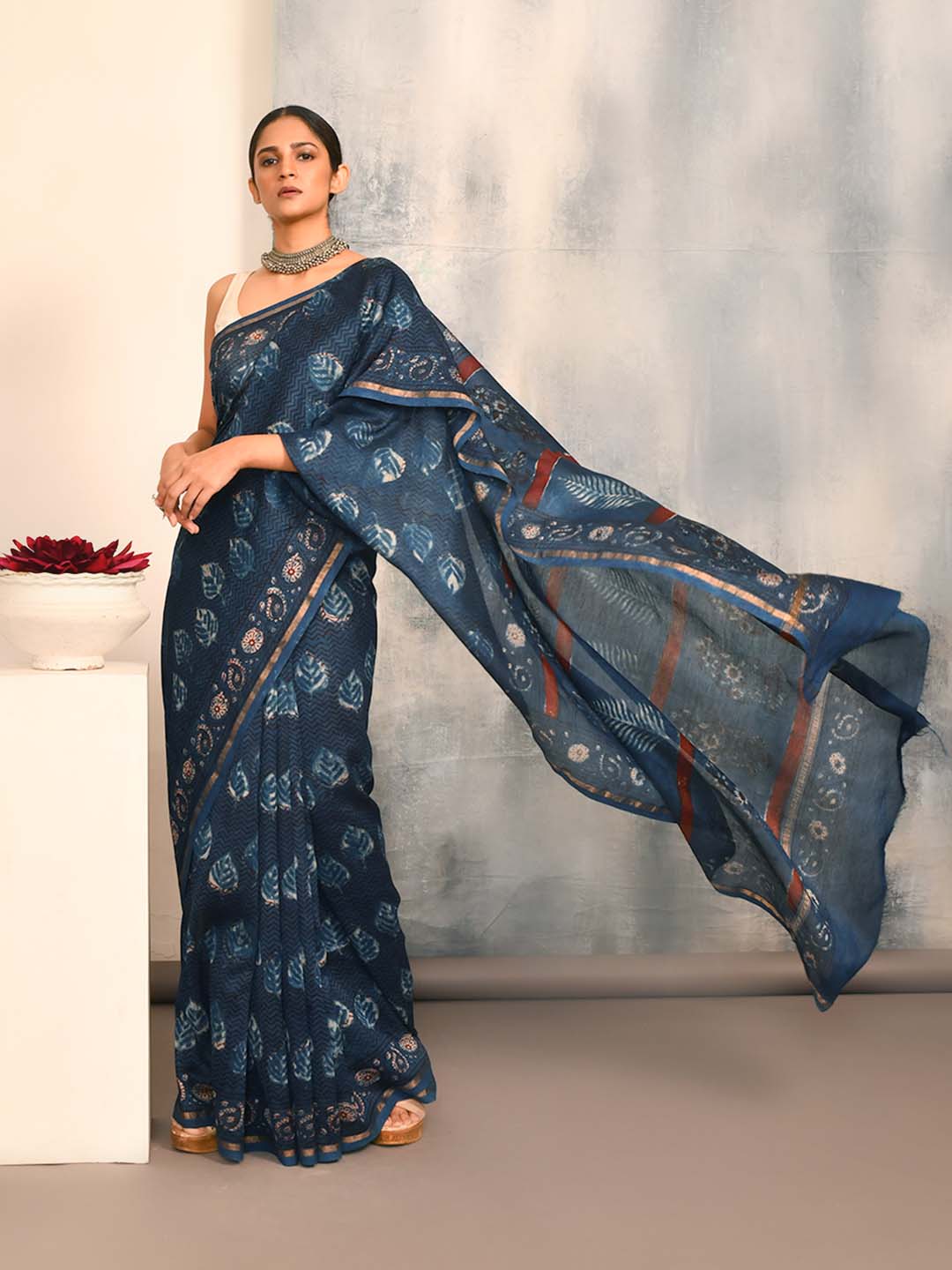 MIDNIGHT CHARM (BAGRU SILK COTTON SAREE)