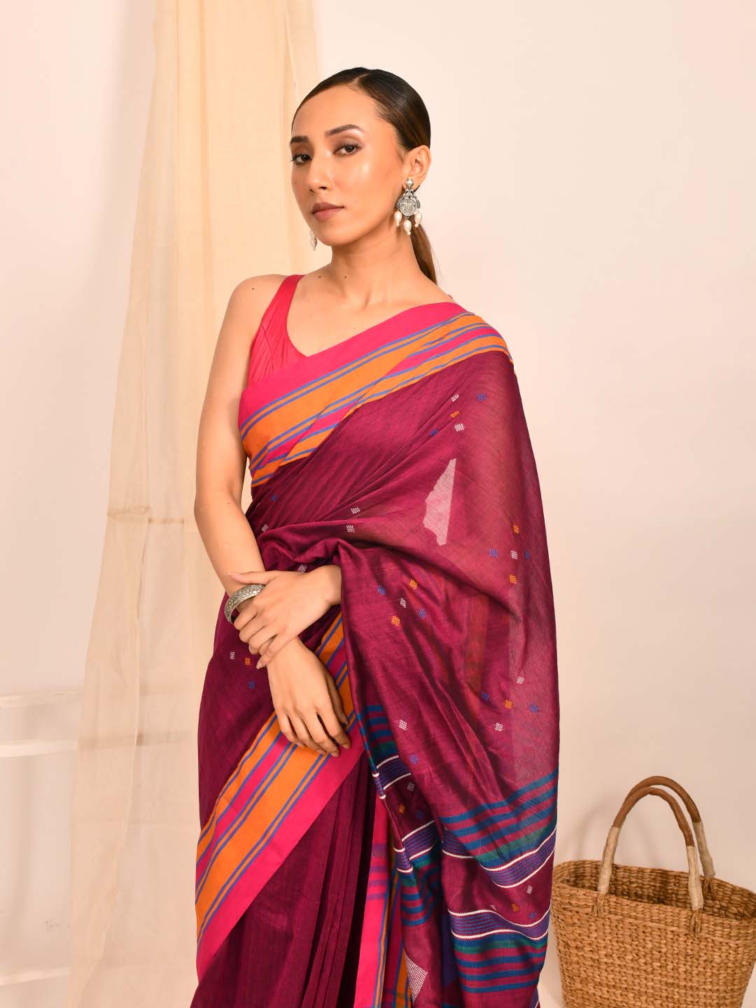 MAGENTA MIRAGE (HANDLOOM 100% PURE COTTON SAREE)