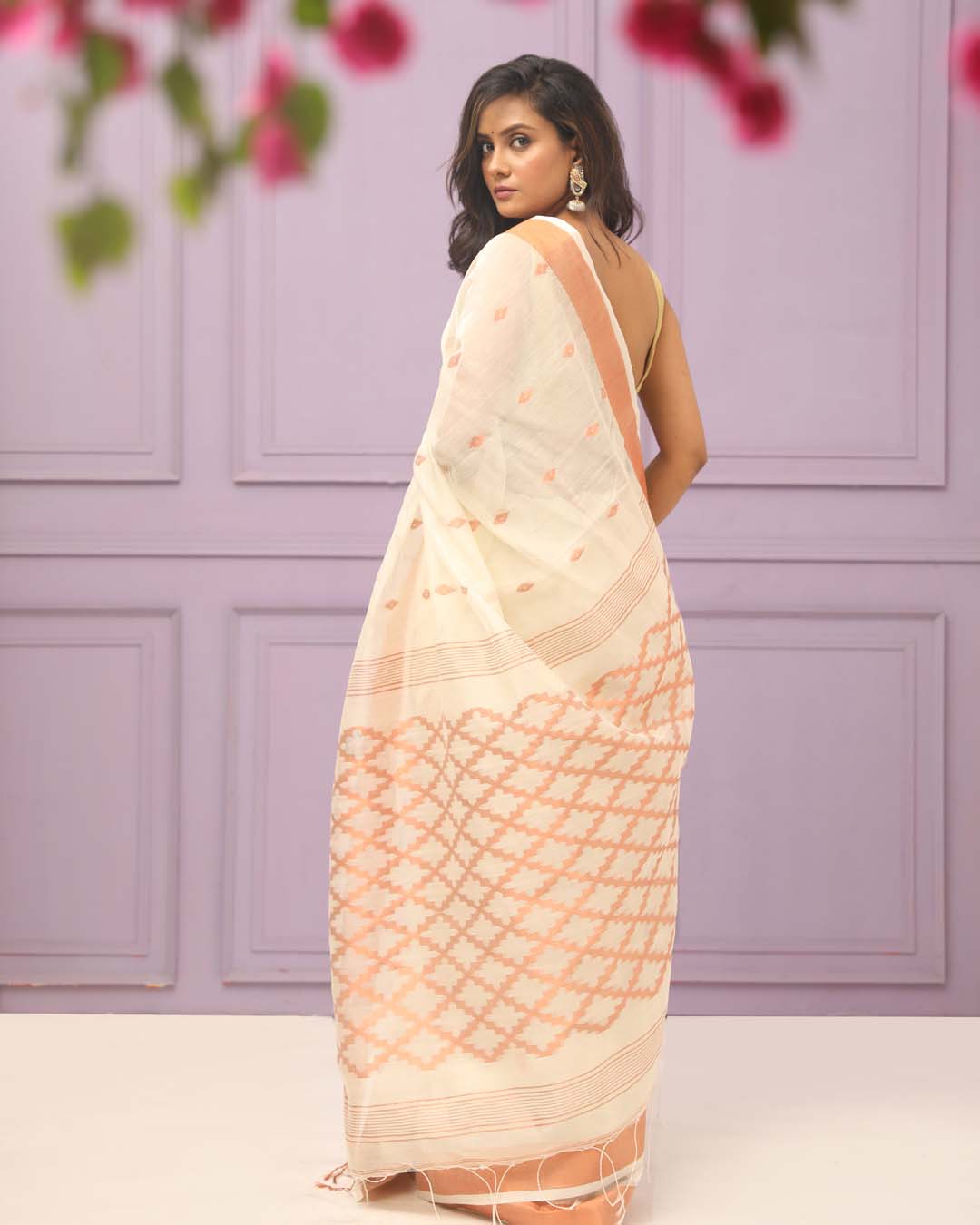IVORY HARMONY (HANDLOOM COTTON BLEND SAREE)