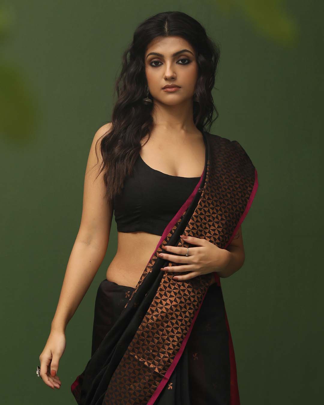 NOIR SPLENDOR (HANDLOOM COTTON BLEND SAREE)