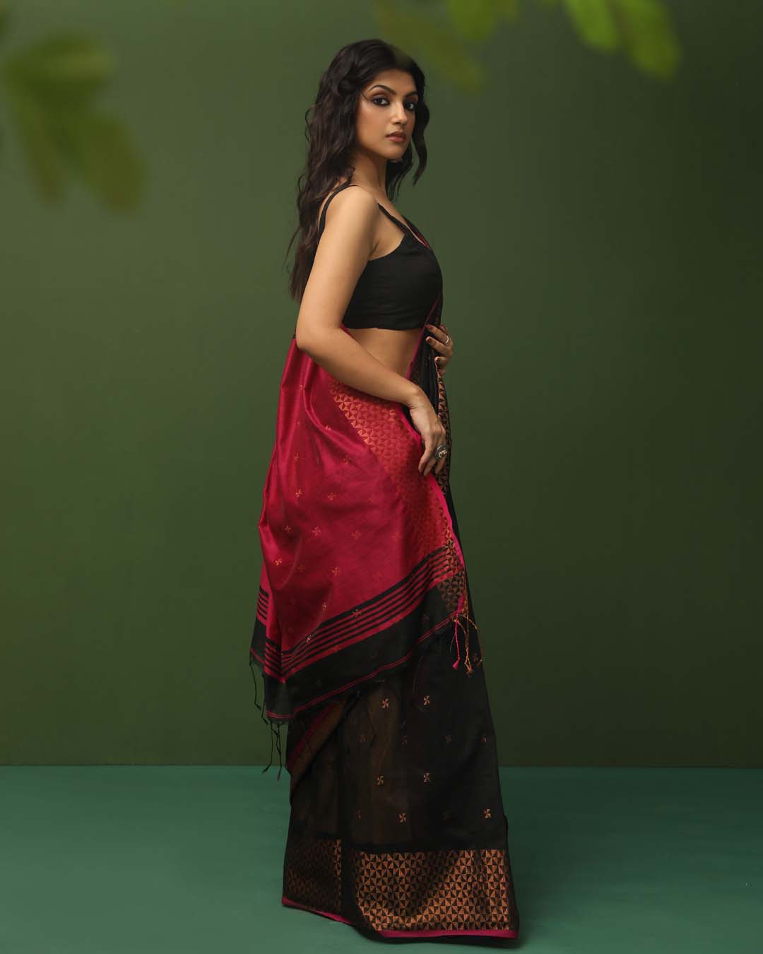 NOIR SPLENDOR (HANDLOOM COTTON BLEND SAREE)