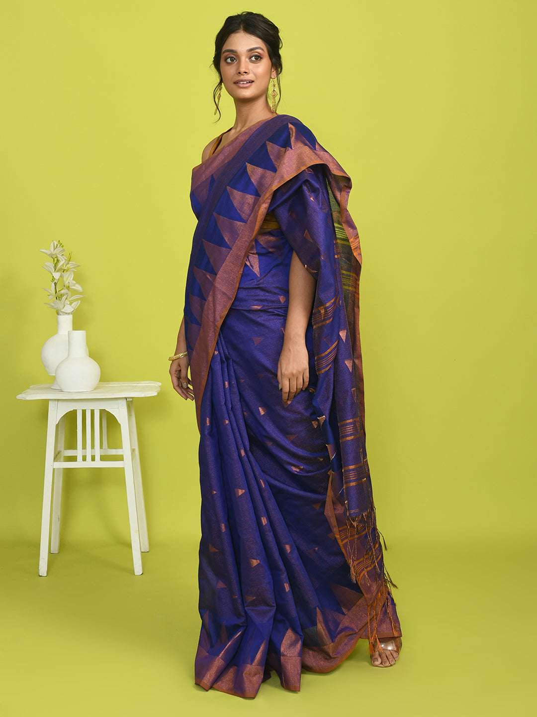 AZURE ELEGANCE (HANDLOOM COTTON BLEND SAREE)