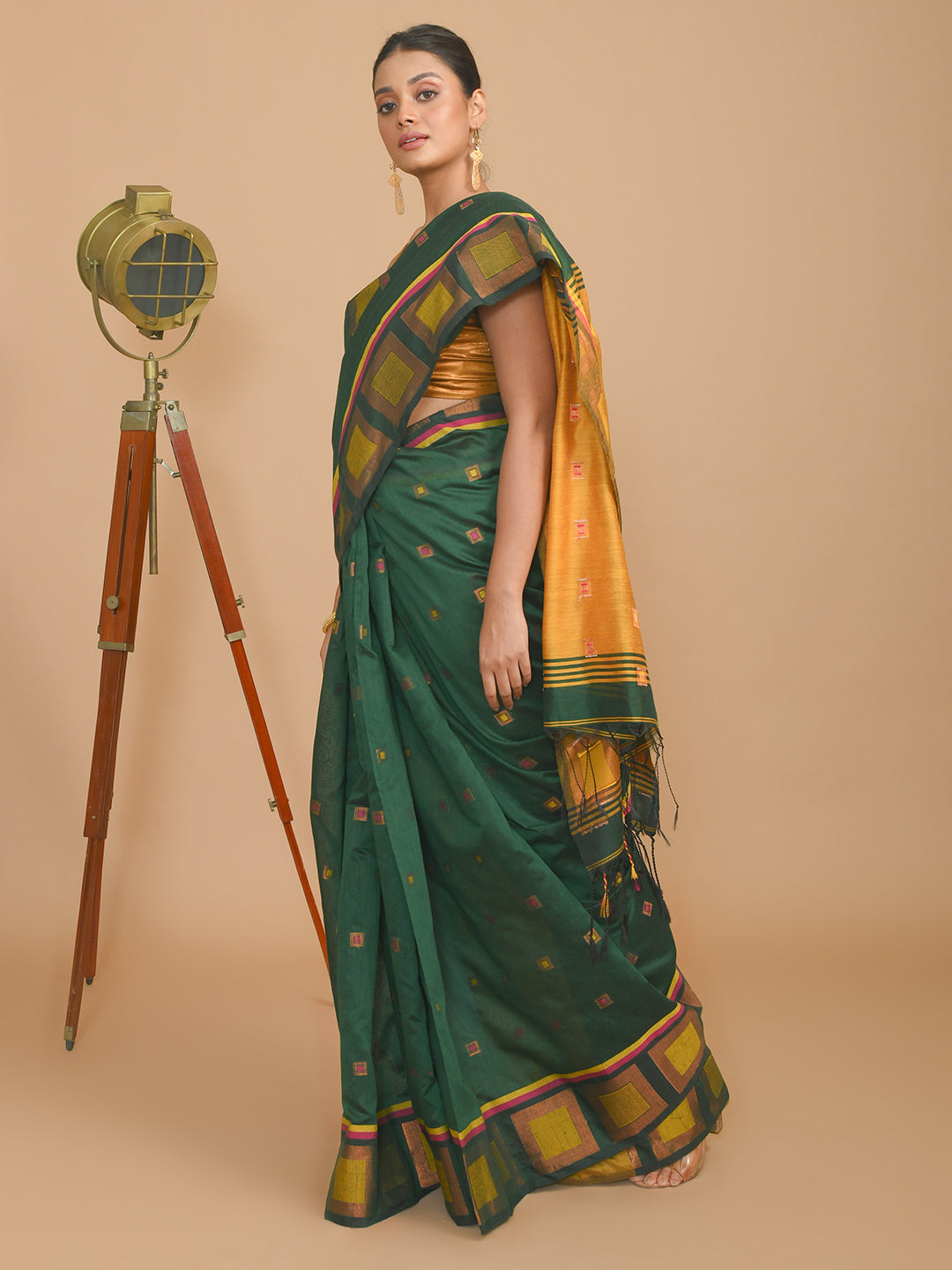 EMERALD ESSENCE (HANDLOOM COTTON BLEND SAREE)