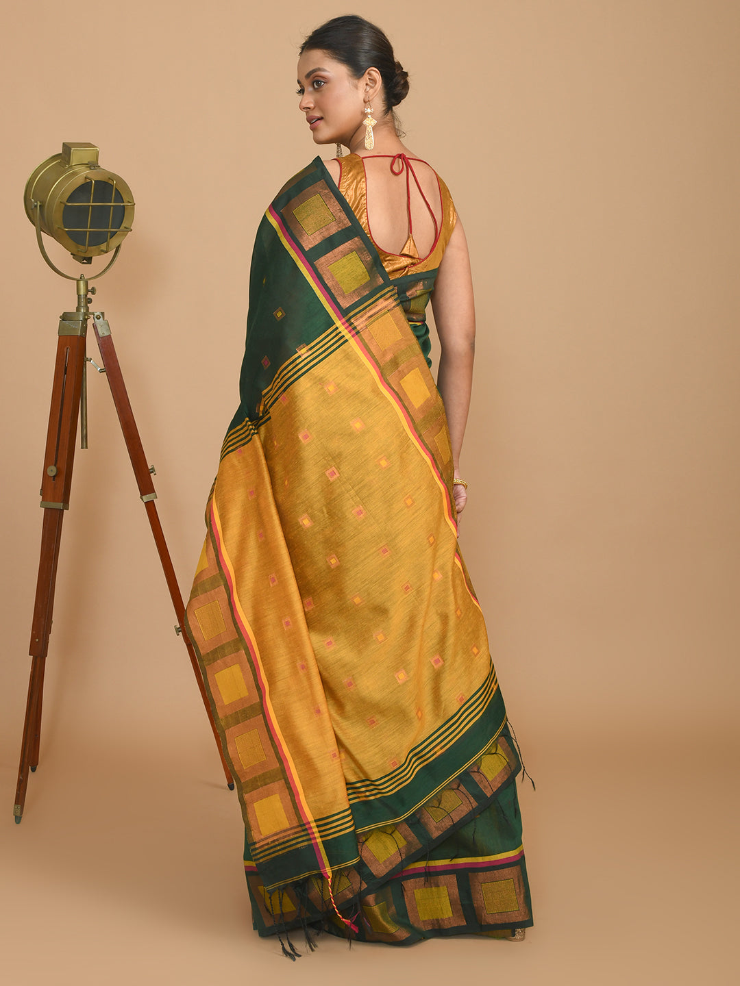 EMERALD ESSENCE (HANDLOOM COTTON BLEND SAREE)