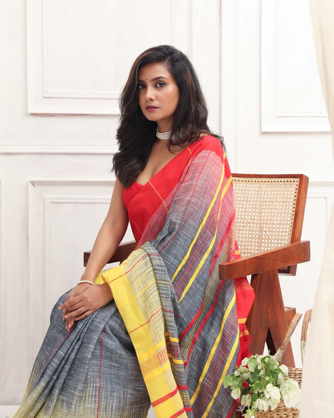 SLATE ELEGANCE (HANDLOOM PURE LINEN SAREE)