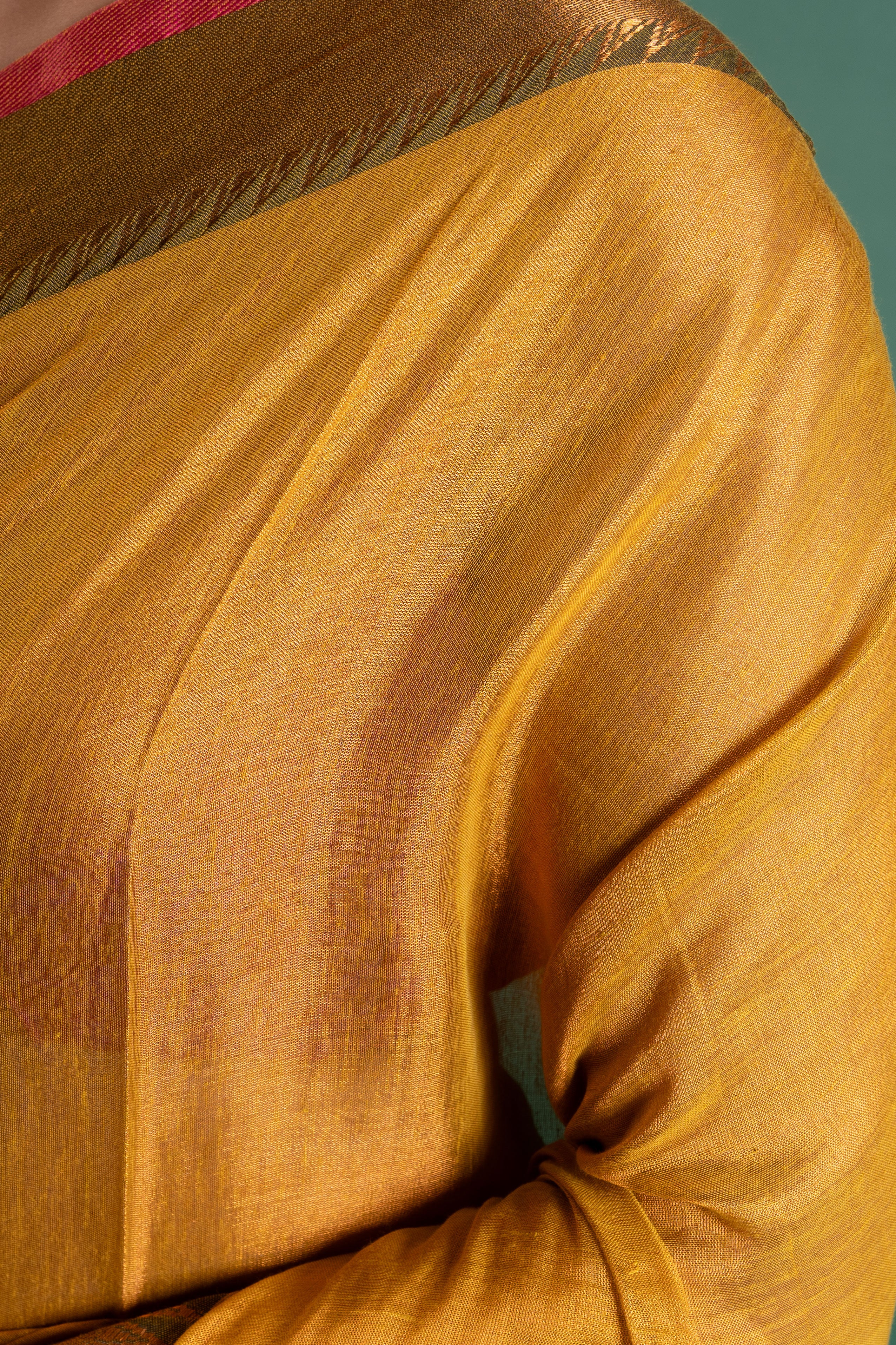 Sunlit Gulab-Gold Pure Tissue Saree