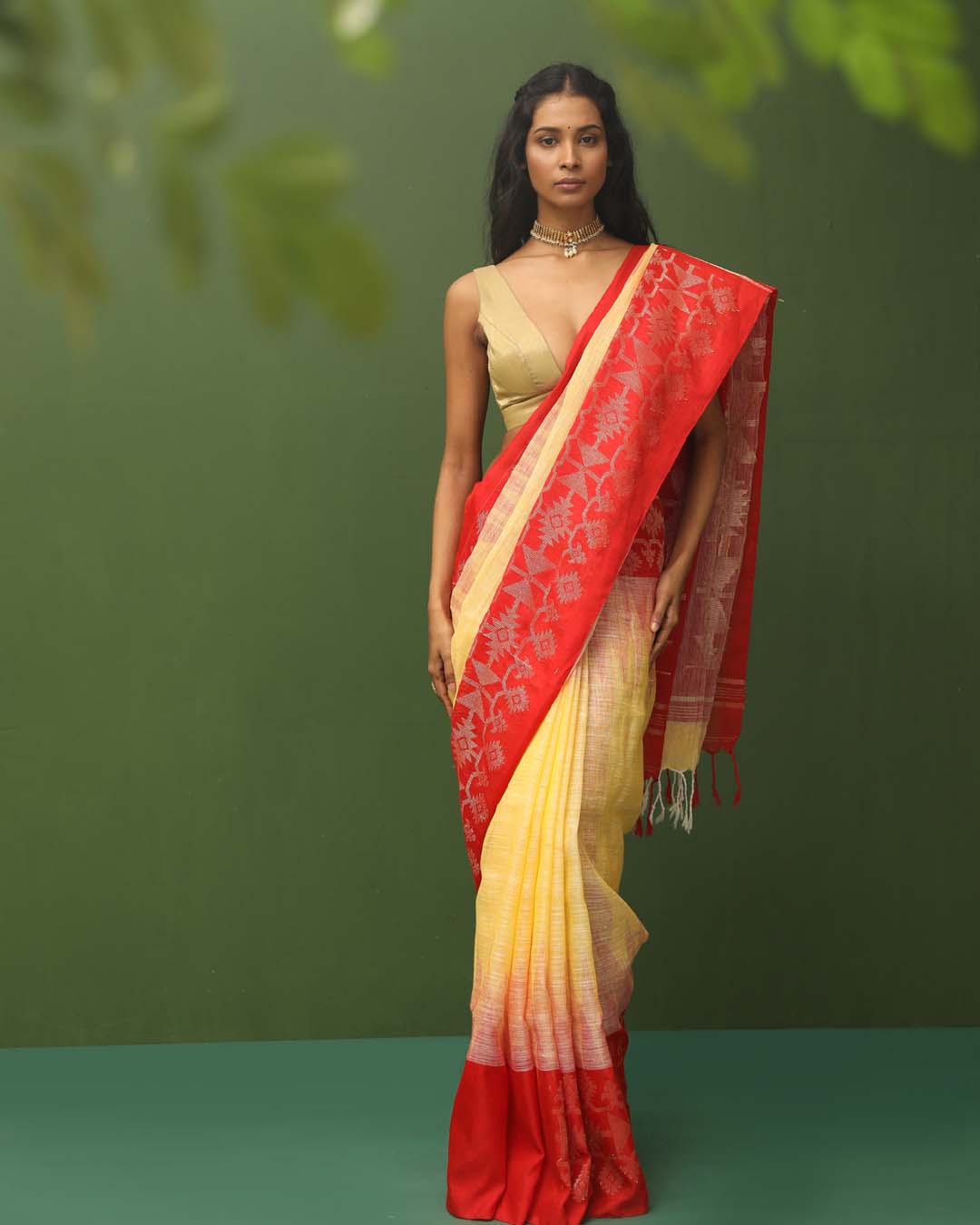 SUNLIT ELEGANCE (HANDLOOM PURE LINEN SAREE)