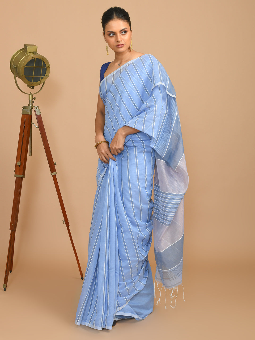 CERULEAN CHARM (BENGAL HANDLOOM COTTON BLEND SAREE)