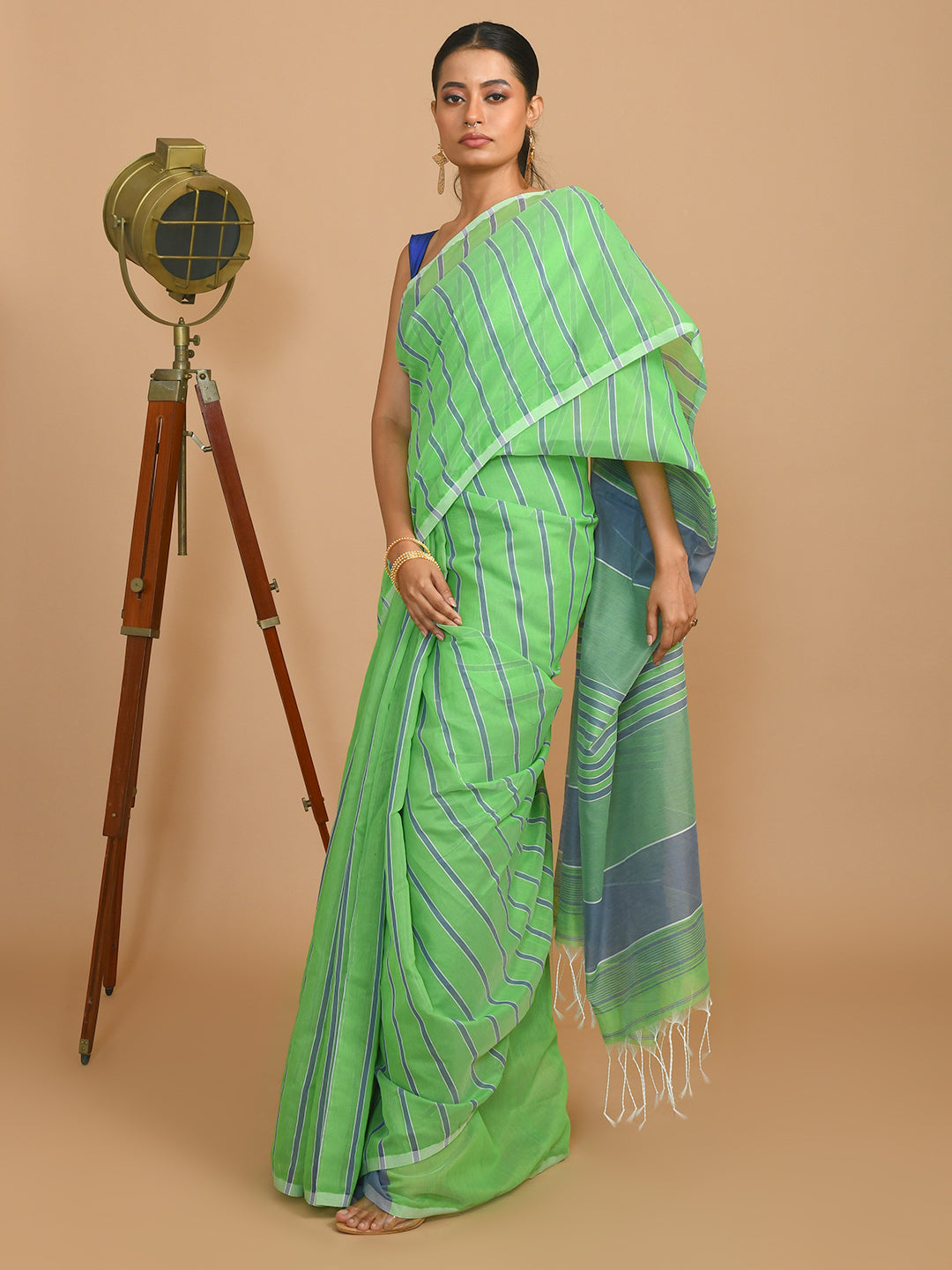 ZESTY LIME (BENGAL HANDLOOM COTTON BLEND SAREE)