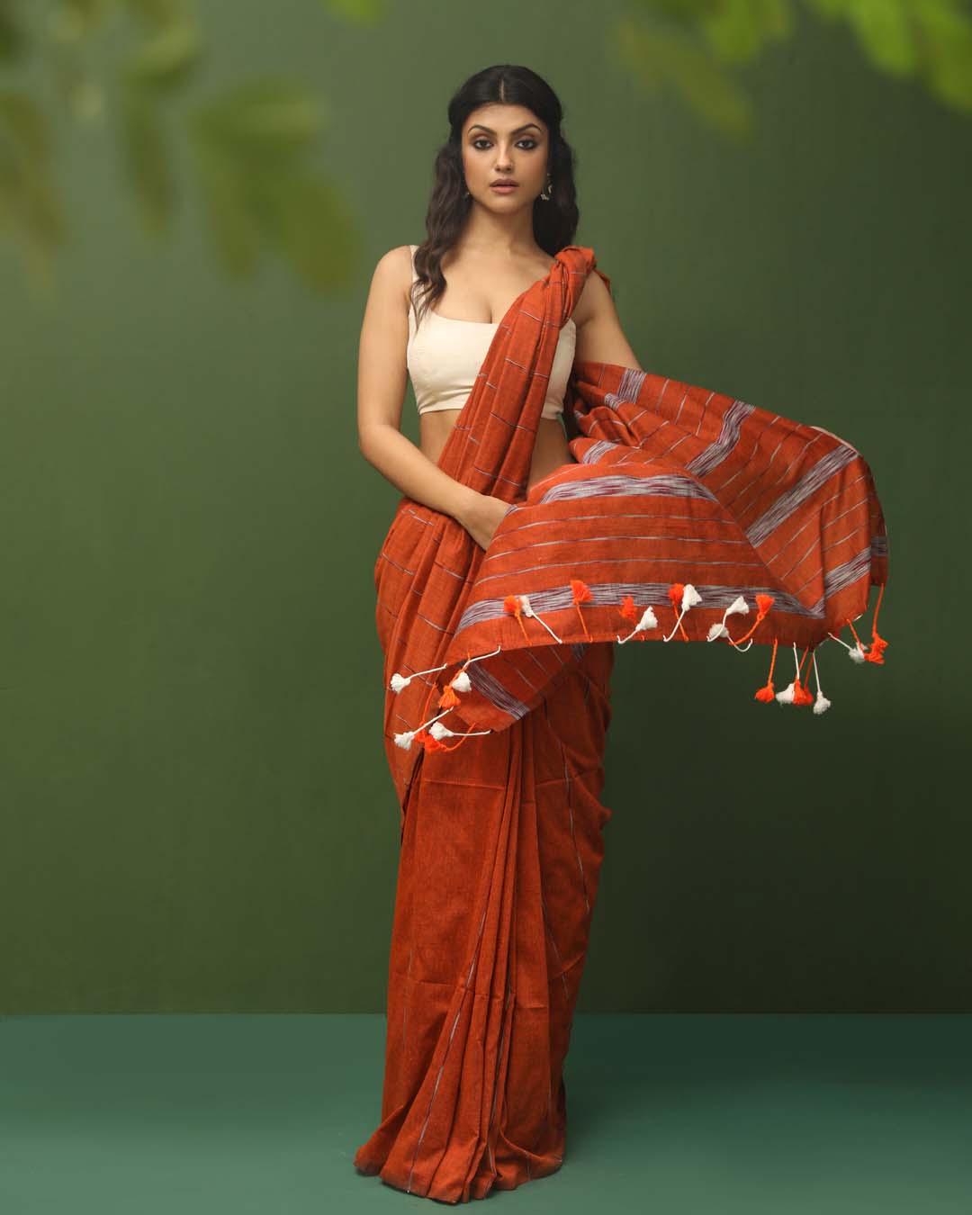 RUST RADIANCE (BENGAL HANDLOOM COTTON BLEND SAREE)