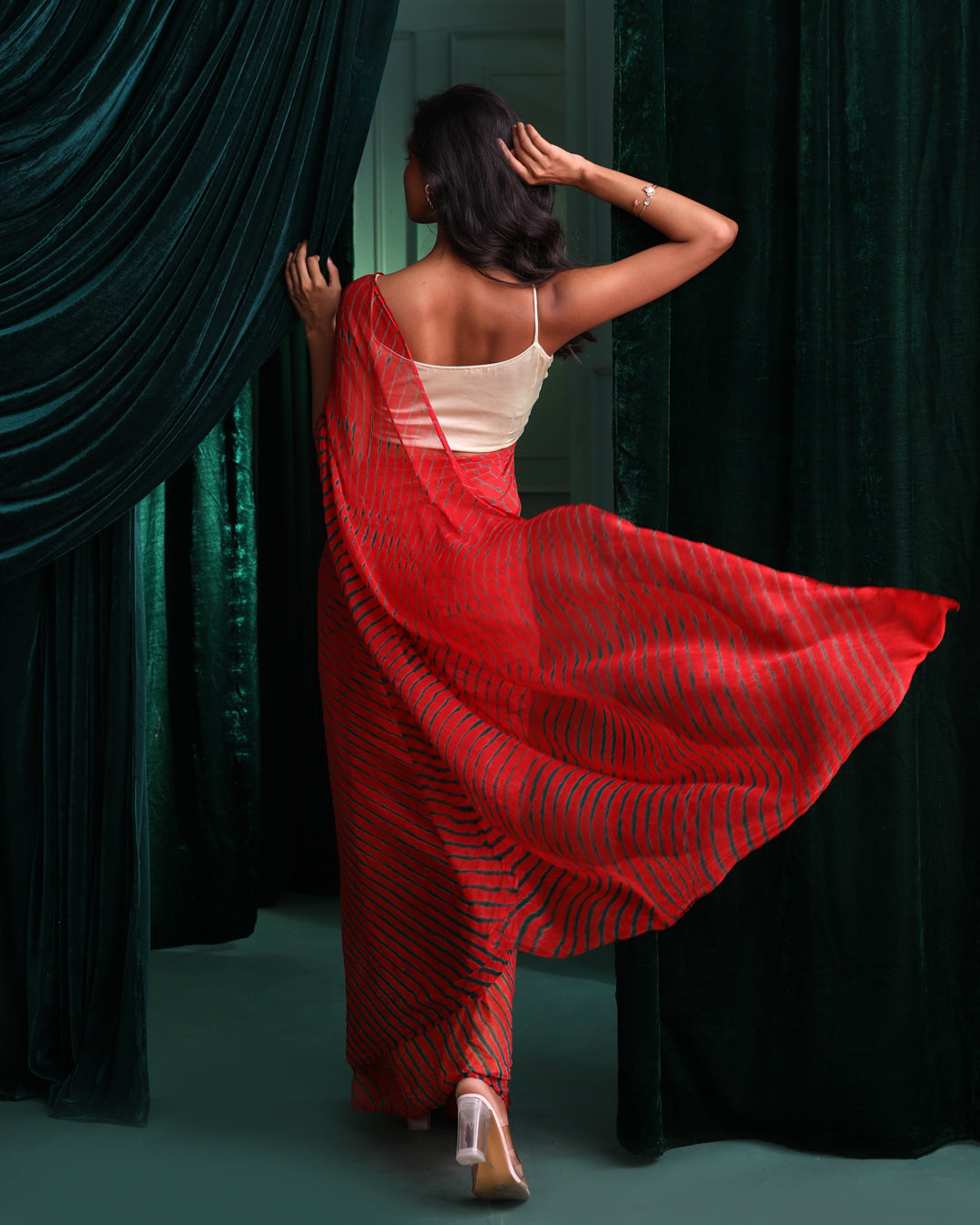 BREEZE ELEGANCE (LEHERIYA  SAREE)