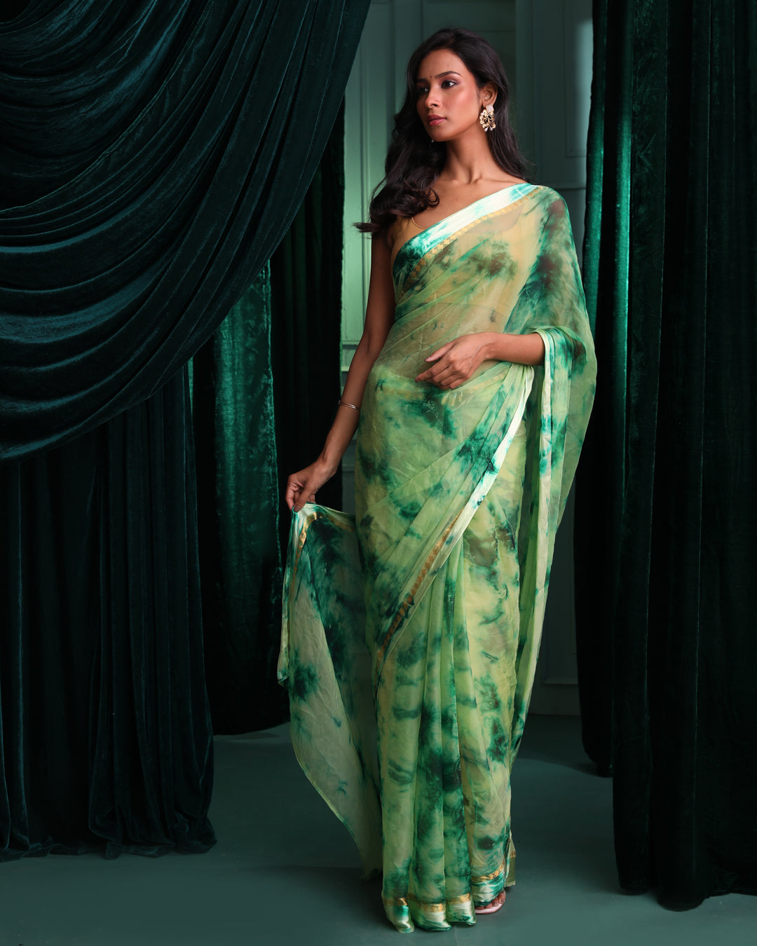 AARINI (BANDHANI  SAREE)
