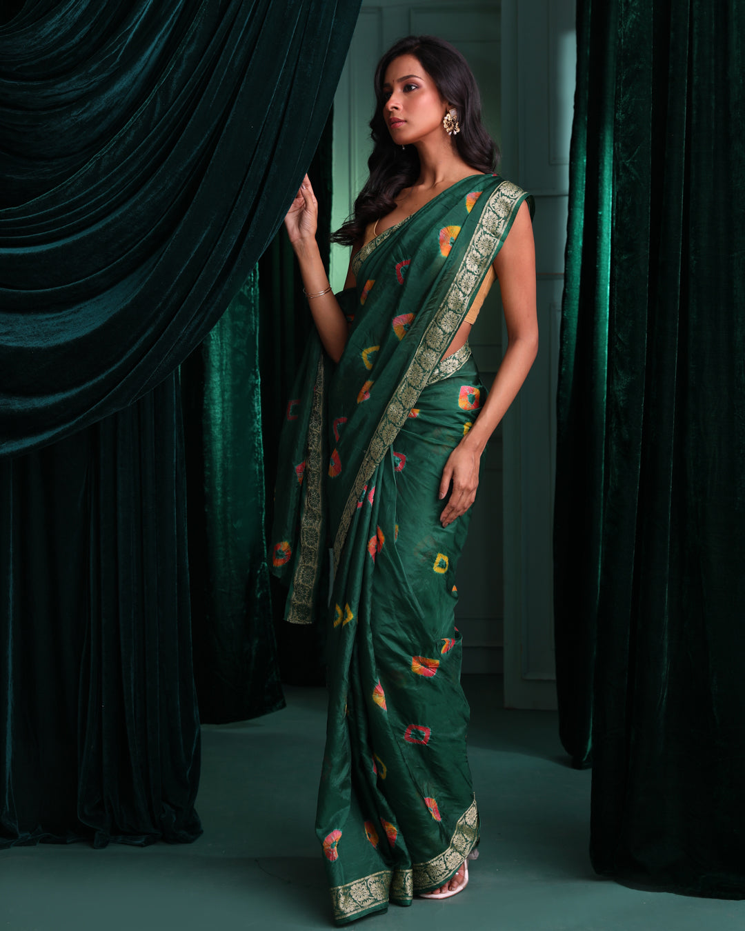 VERDANT RADIANCE (BANDHANI  SILK SAREE)