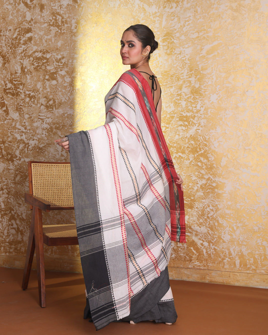 YIN YANG WEAVE (TAANT  SAREE)