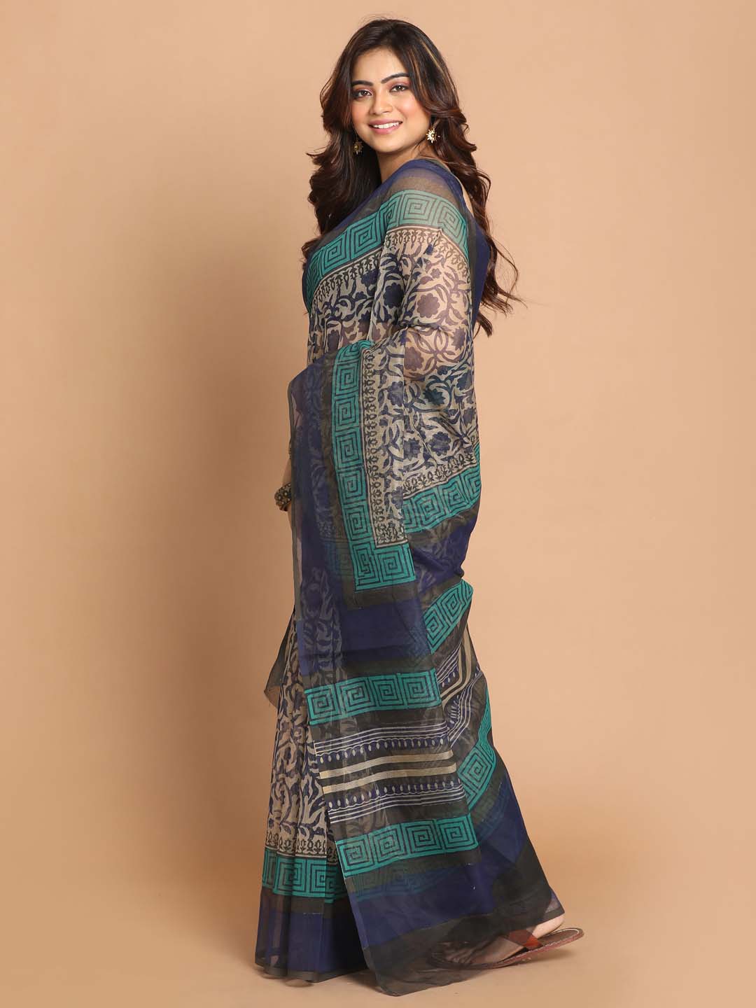 Indethnic Printed Cotton Blend Saree in navy blue - View 2