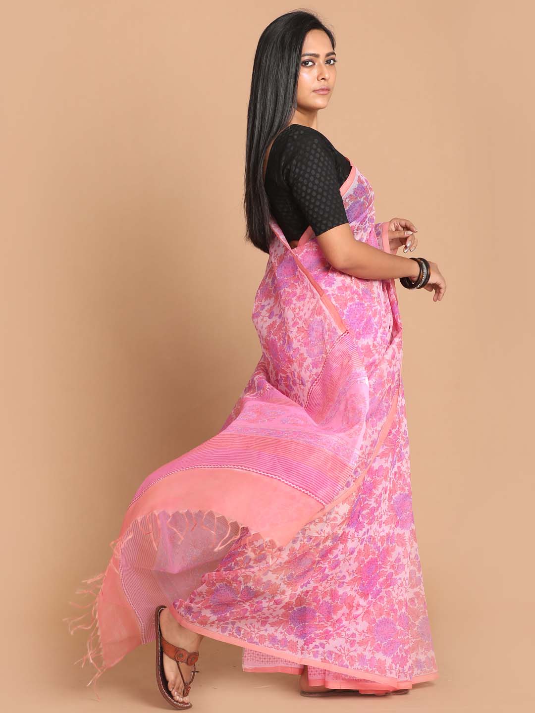 Indethnic Printed Cotton Blend Saree in Pink - View 3