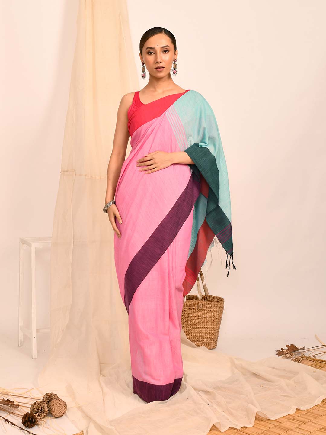 VIVID HARMONY (BENGAL HANDLOOM COTTON BLEND SAREE)