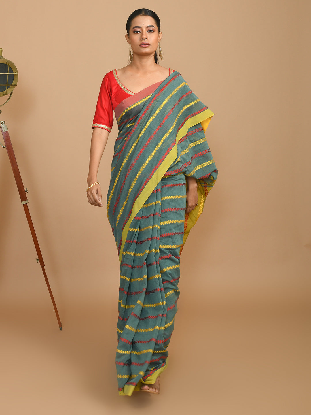 OCEAN HUES (HANDLOOM 100% PURE COTTON SAREE)