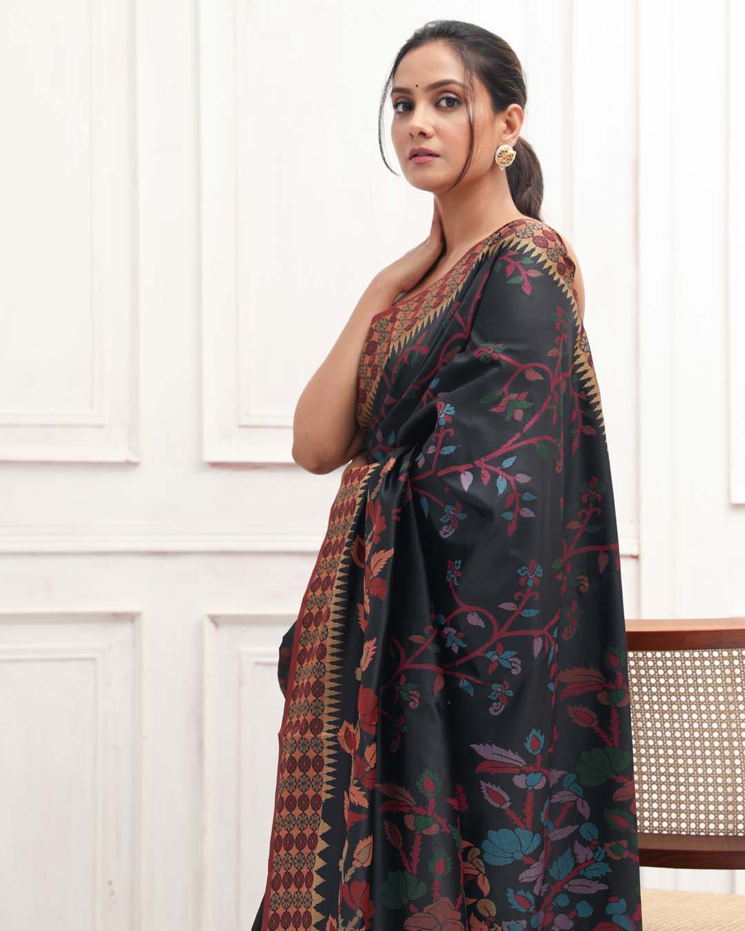 MIDNIGHT ELEGANCE (HANDLOOM ART SILK SAREE)