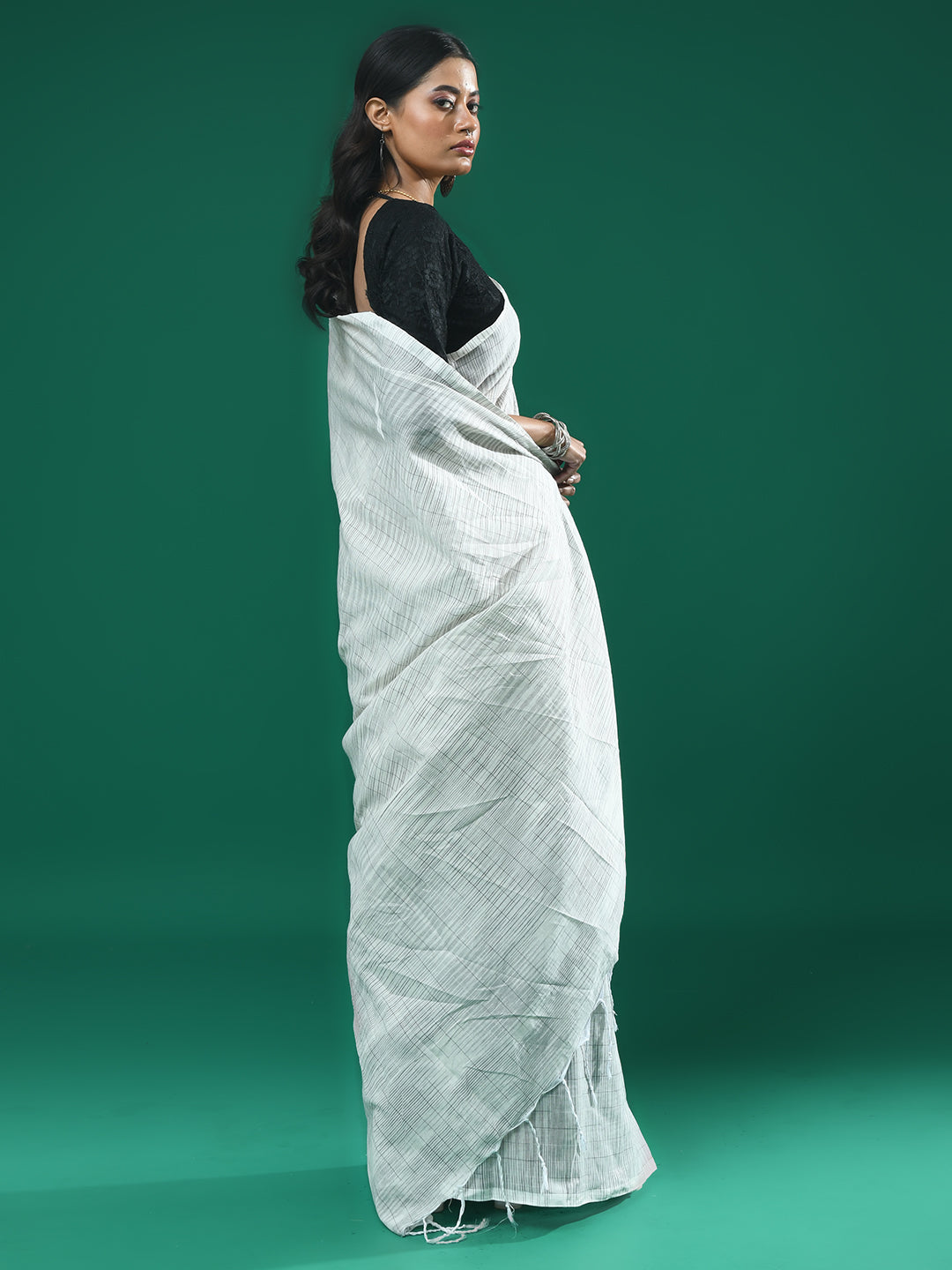 IVORY ELEGANCE (BENGAL HANDLOOM COTTON BLEND SAREE)