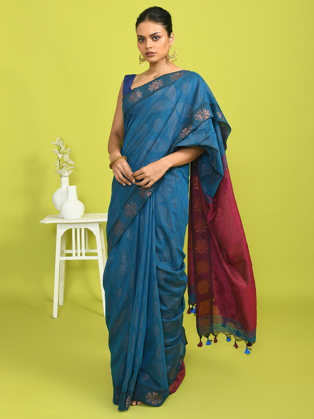 OCEANIC FLAIR (HANDLOOM COTTON BLEND SAREE)