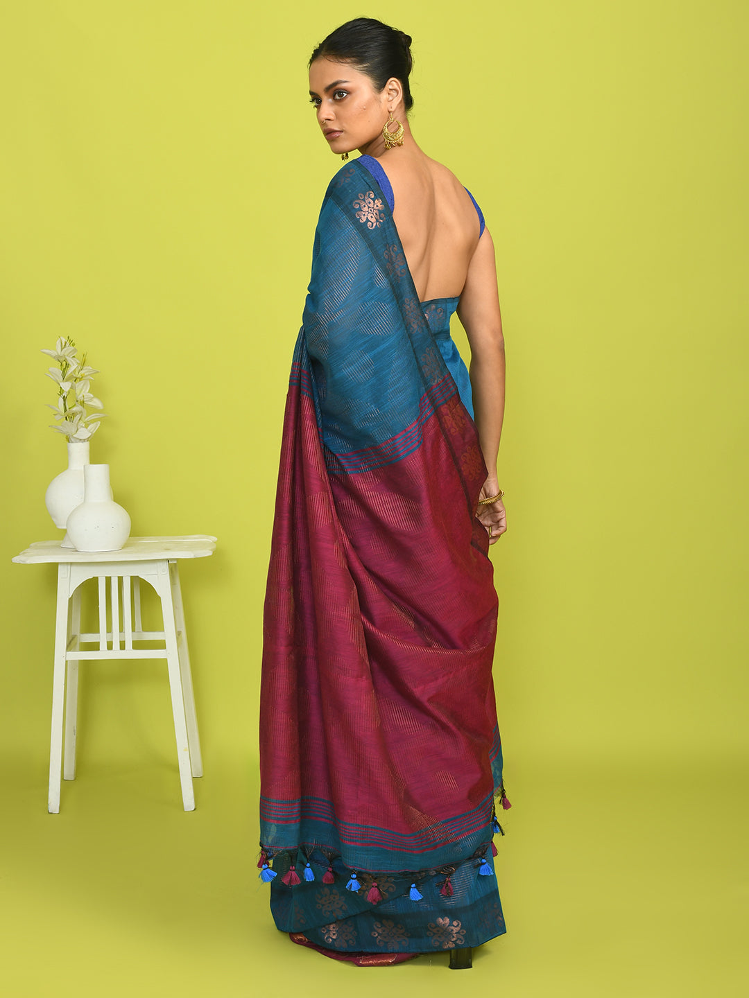 OCEANIC FLAIR (HANDLOOM COTTON BLEND SAREE)