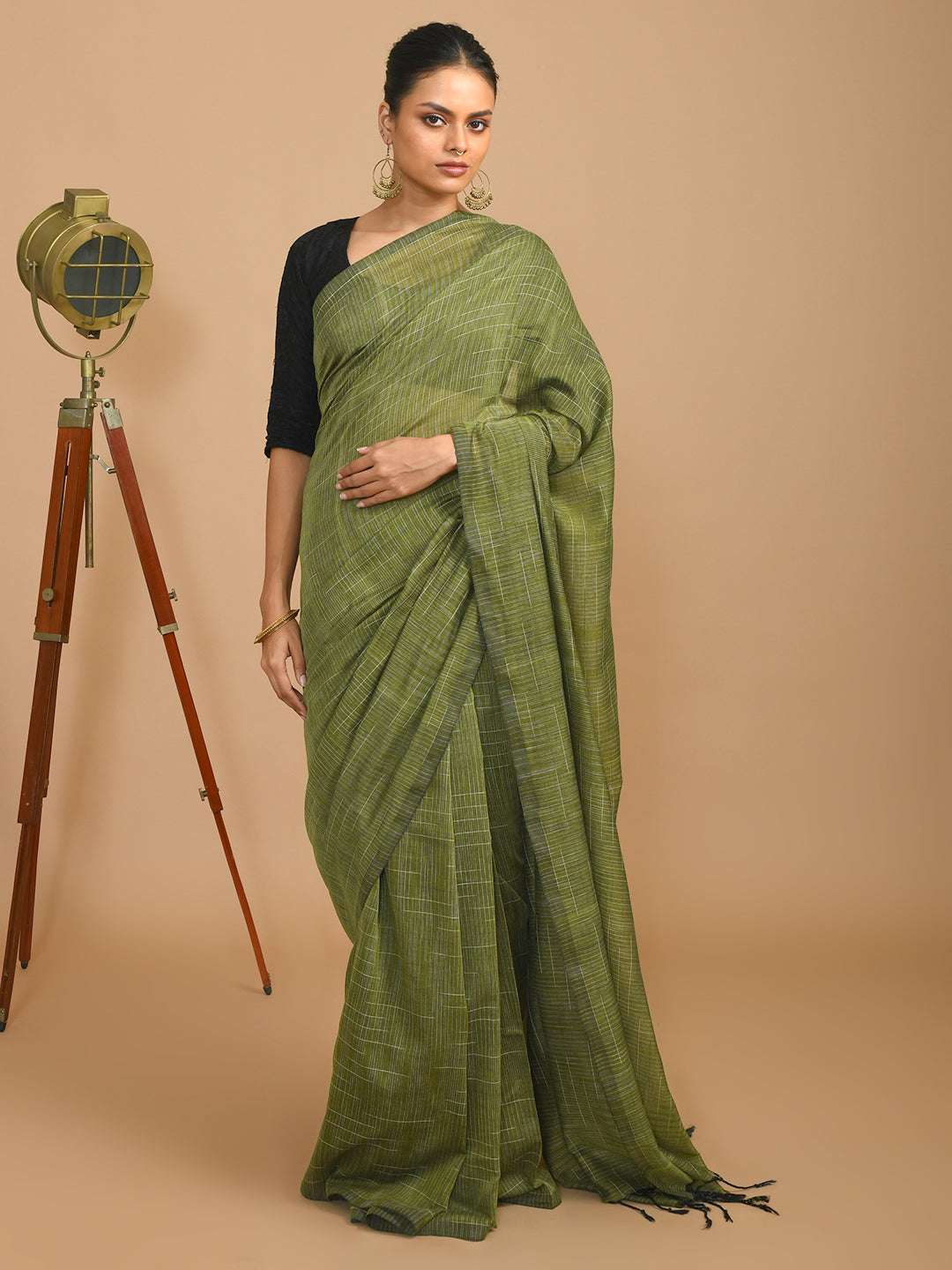 EMERALD GRACE (BENGAL HANDLOOM COTTON BLEND SAREE)