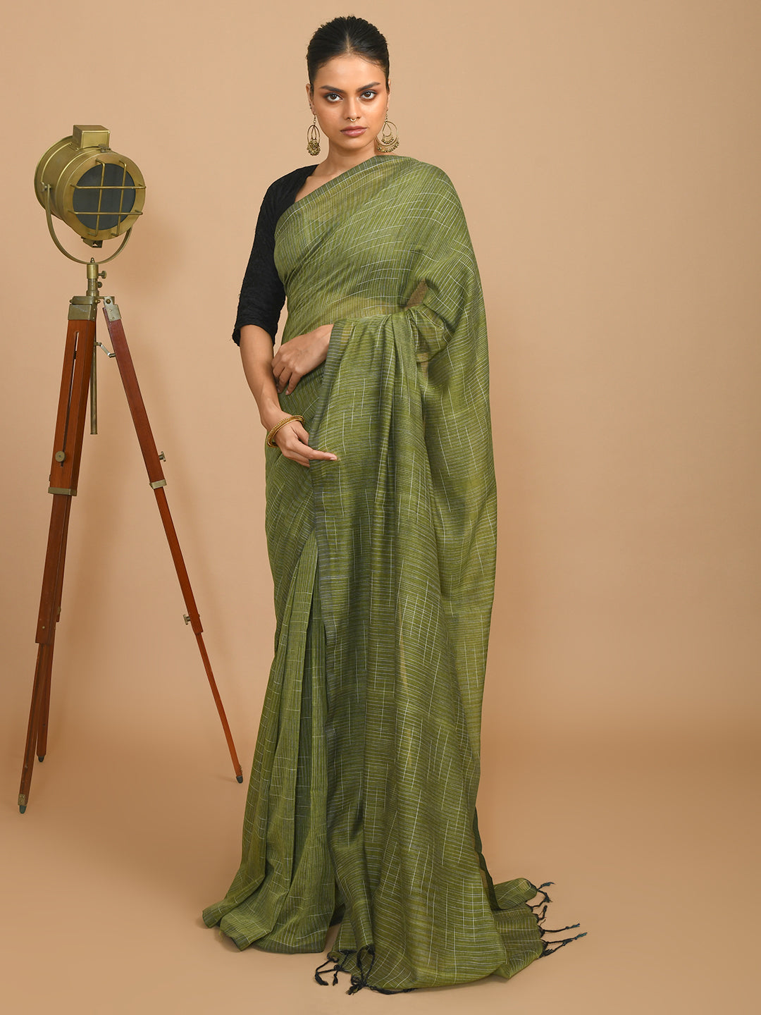 EMERALD GRACE (BENGAL HANDLOOM COTTON BLEND SAREE)