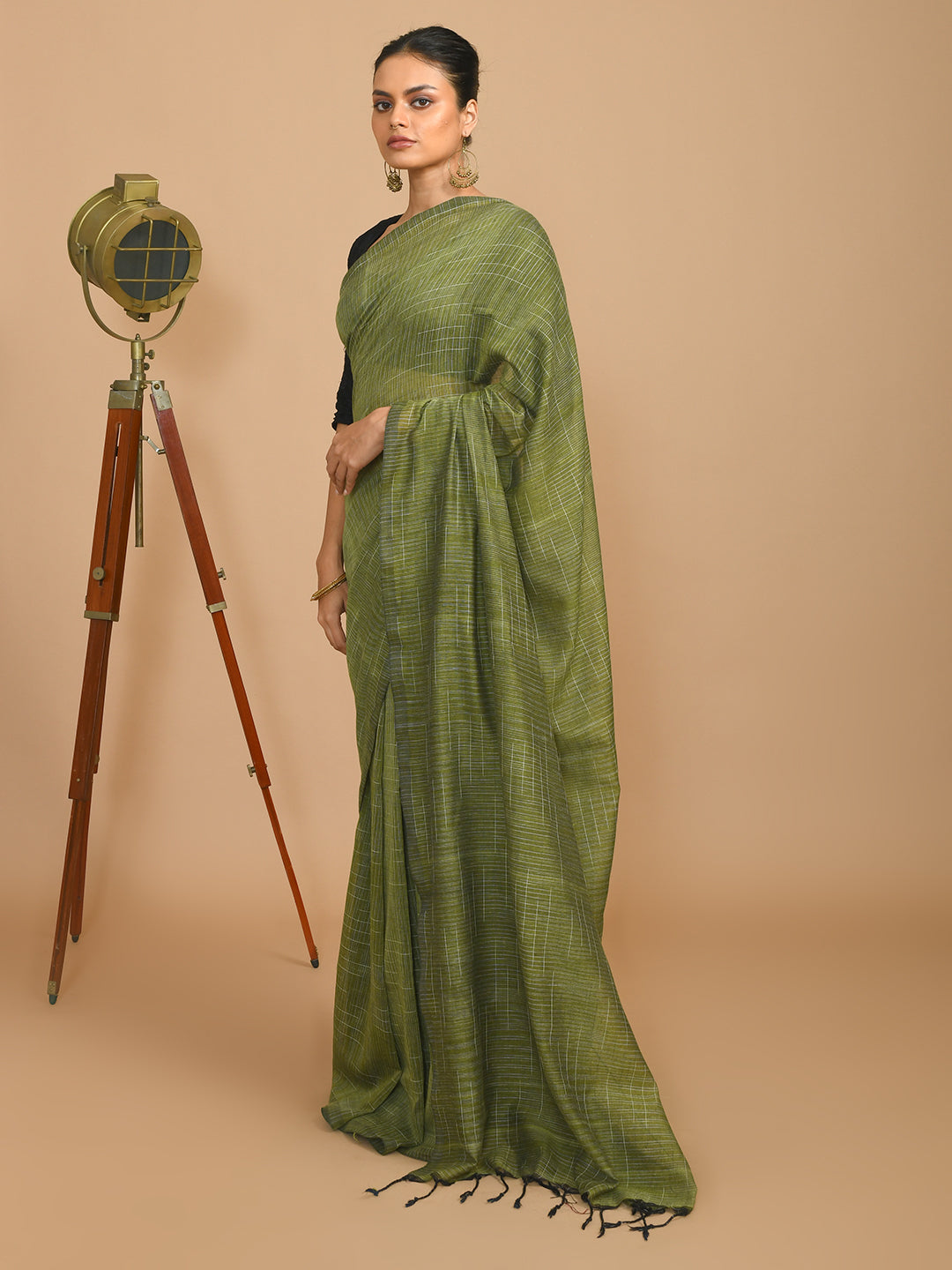 EMERALD GRACE (BENGAL HANDLOOM COTTON BLEND SAREE)