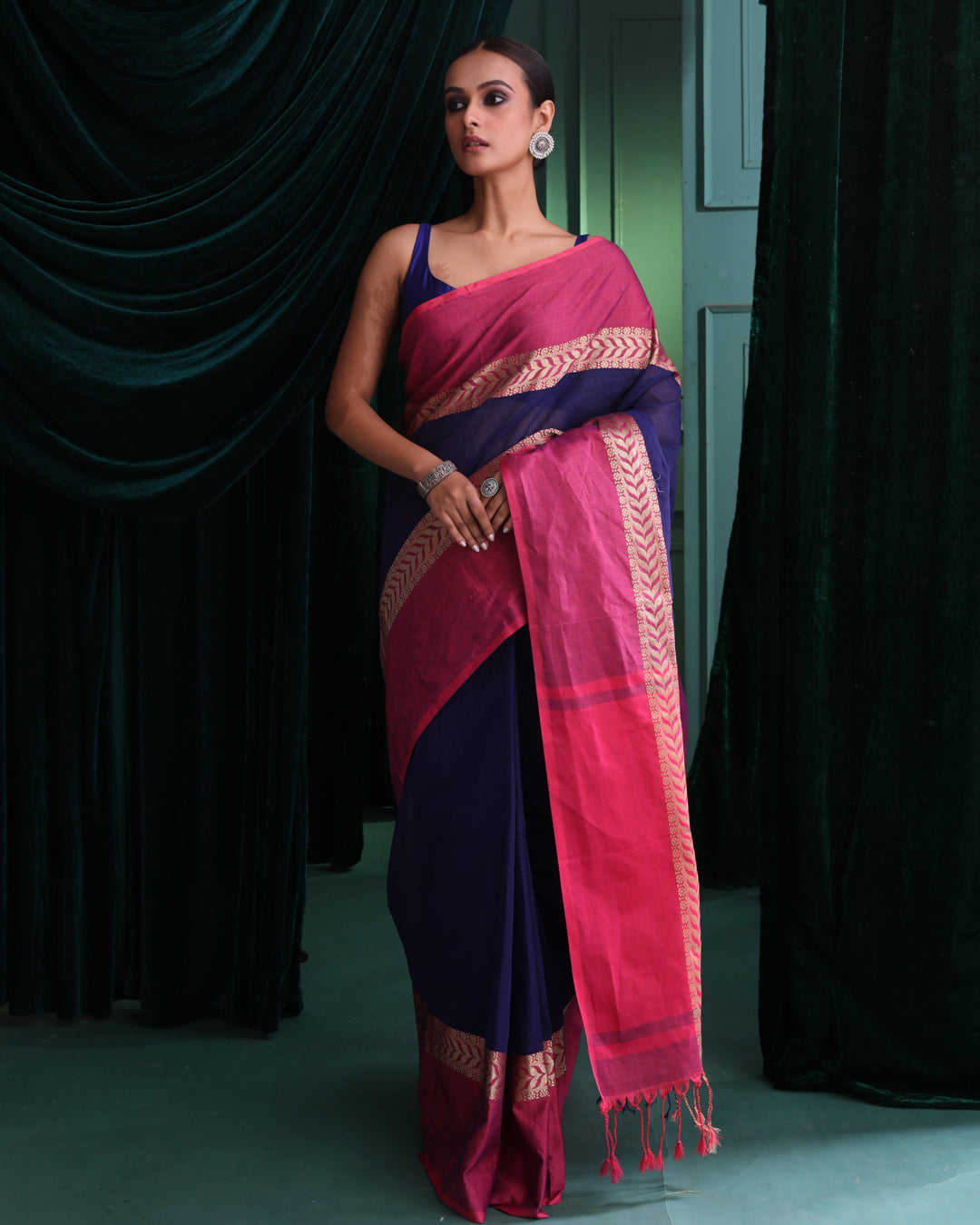 MIDNIGHT GRACE (JAMDANI  SAREE)