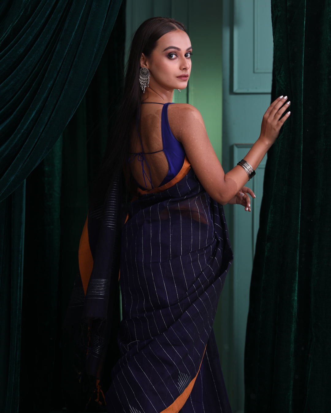 MIDNIGHT STRIPES (JAMDANI  SAREE)