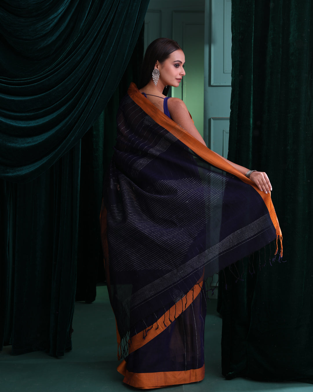 MIDNIGHT STRIPES (JAMDANI  SAREE)