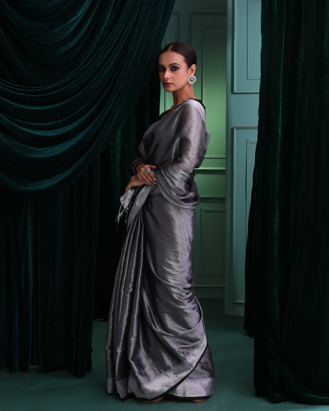 MIDNIGHT LUXE (HANDLOOM COTTON BLEND SAREE)