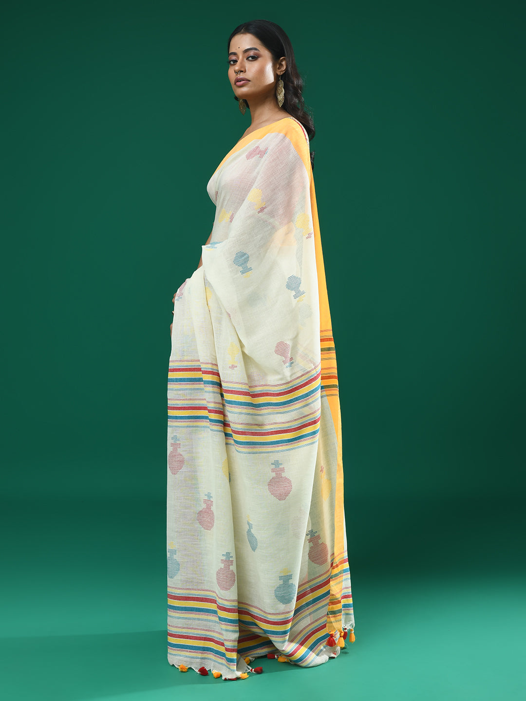 IVORY WEAVE (HANDLOOM 100% PURE COTTON SAREE)