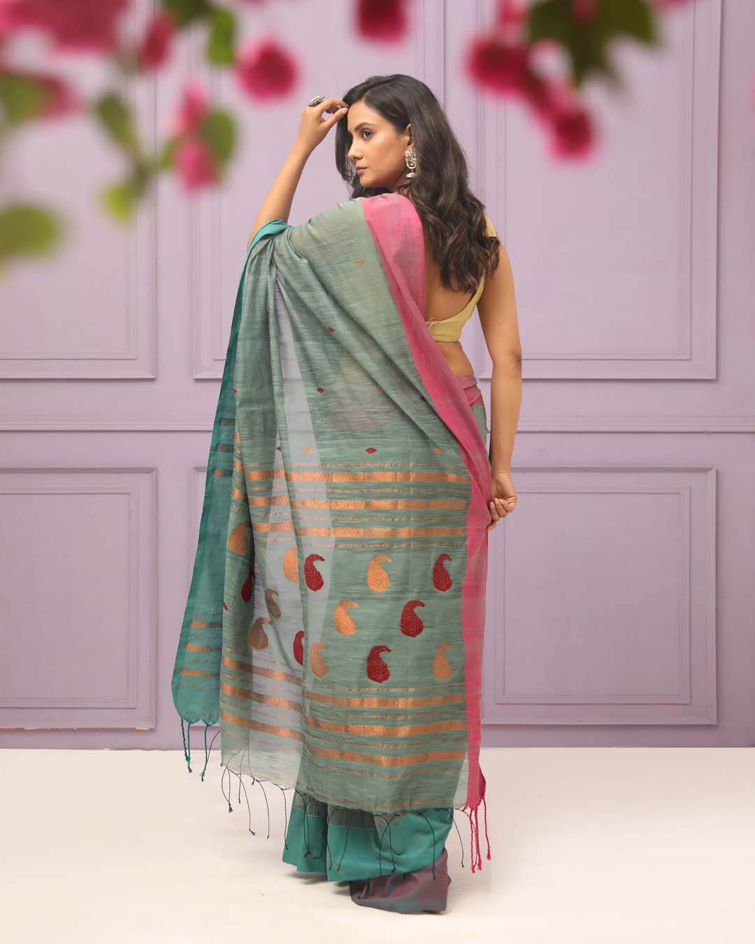 SILVER ELEGANCE (HANDLOOM LIVA SAREE)