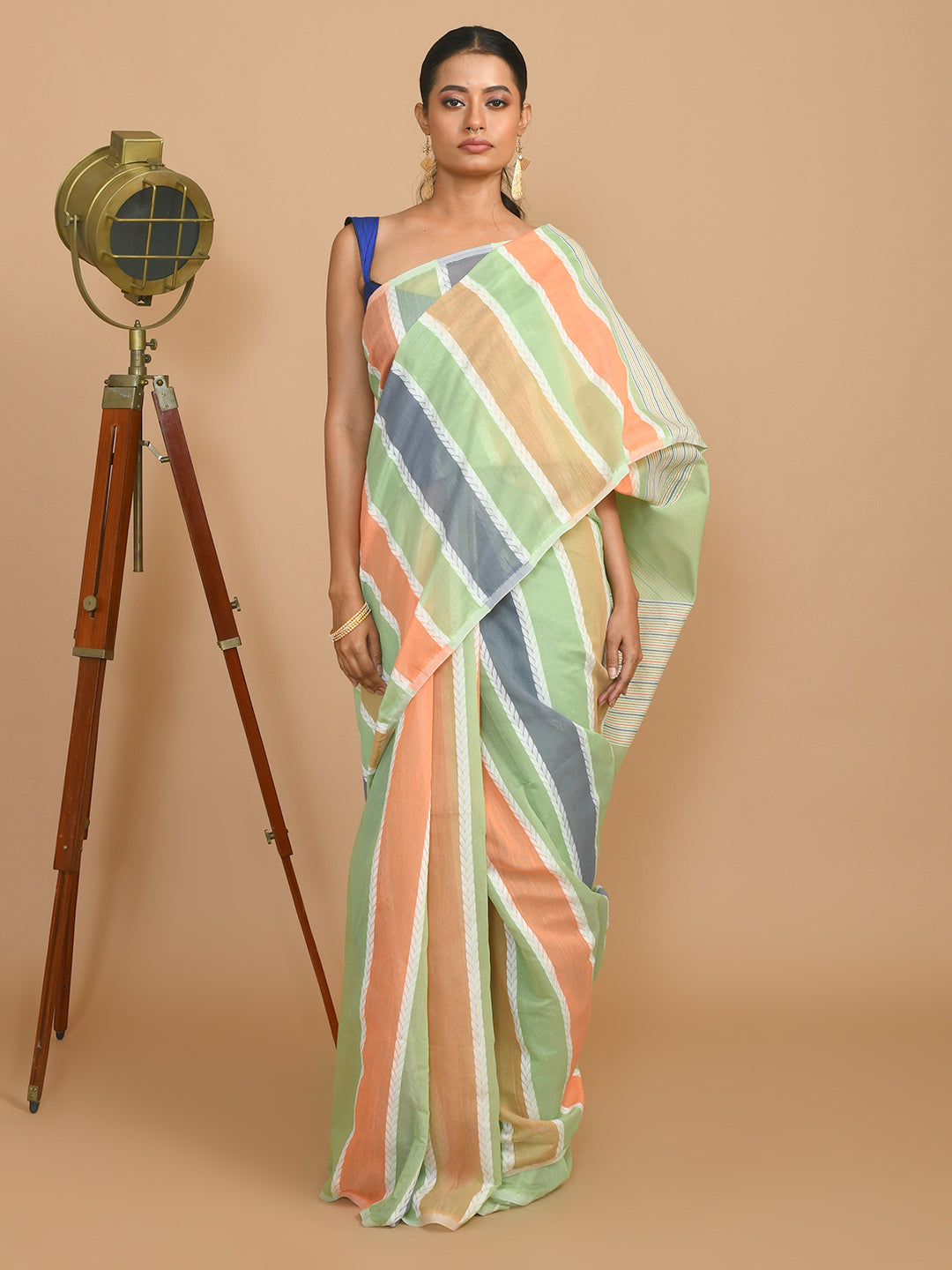 VERDANT GRACE (BENGAL HANDLOOM COTTON BLEND SAREE)