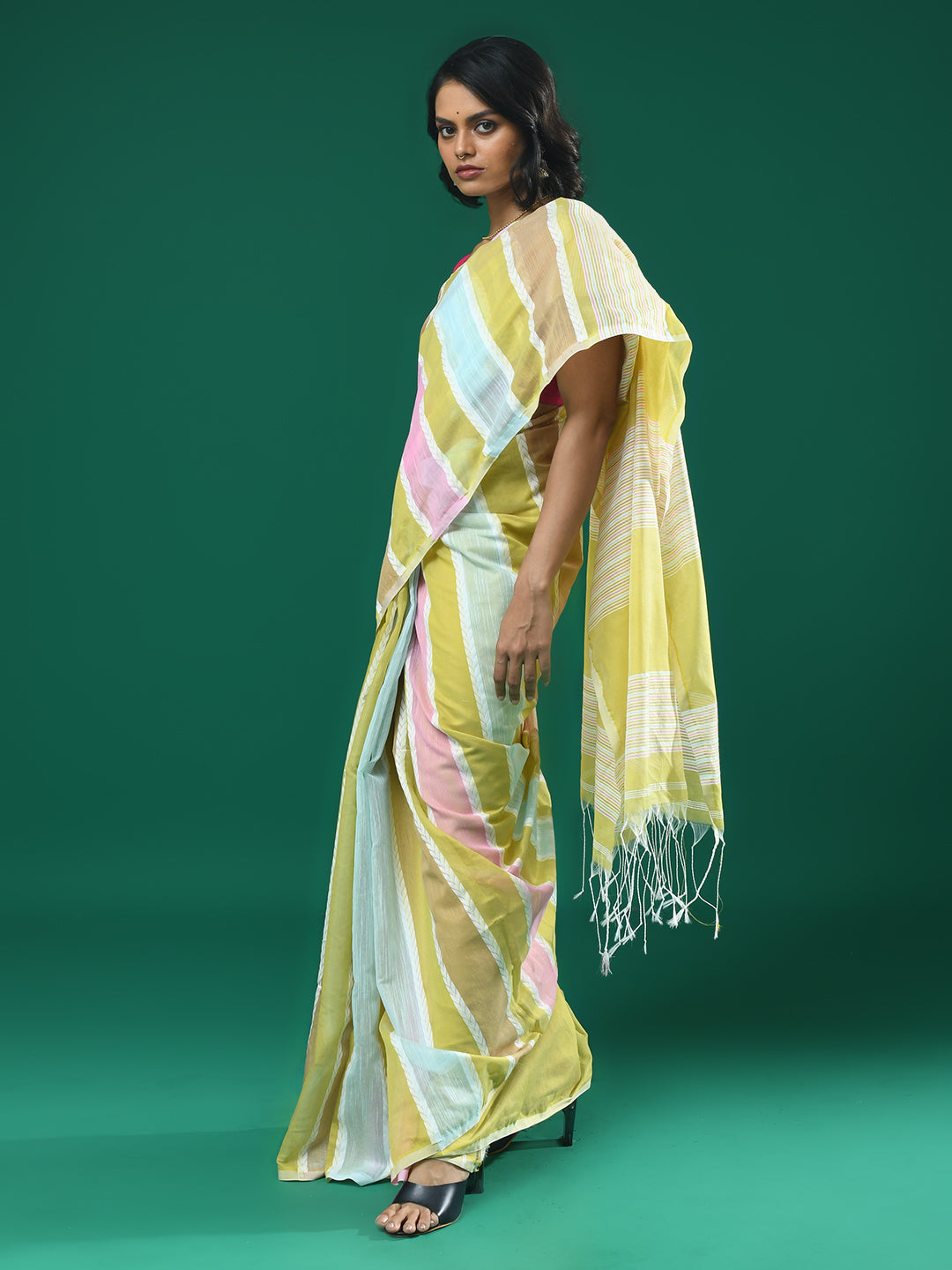 GOLDEN GLOW (BENGAL HANDLOOM COTTON BLEND SAREE)
