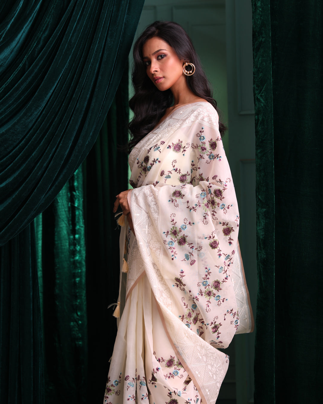 IVORY ELEGANCE (BANARASI ART SILK SAREE)