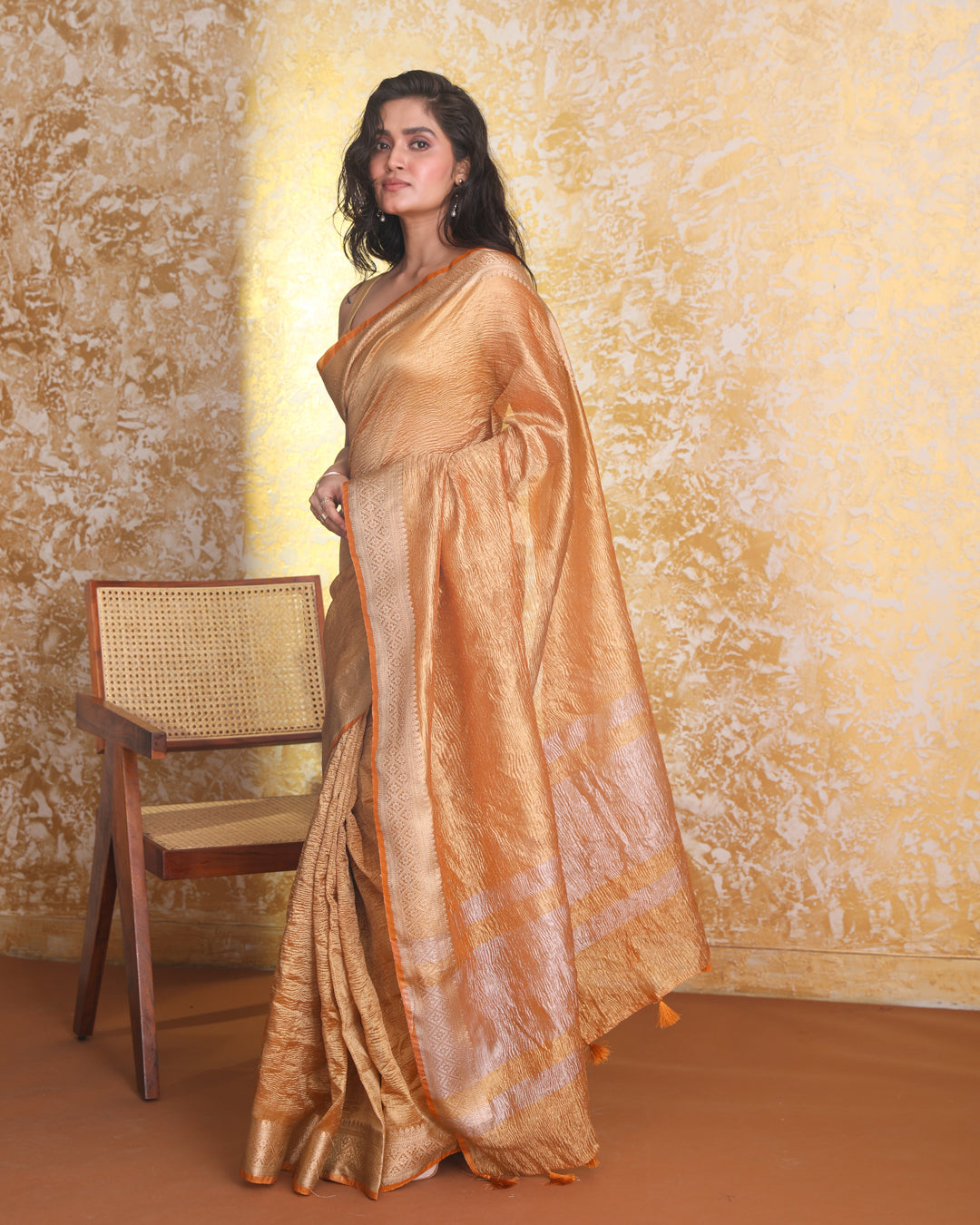 GOLDEN GLOW (BANARASI ART SILK SAREE)